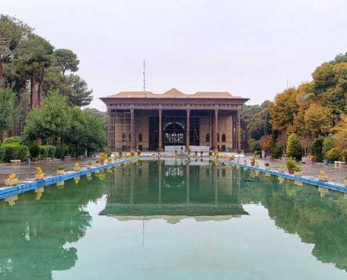 Chehel Sotoun Place; Persian Garden