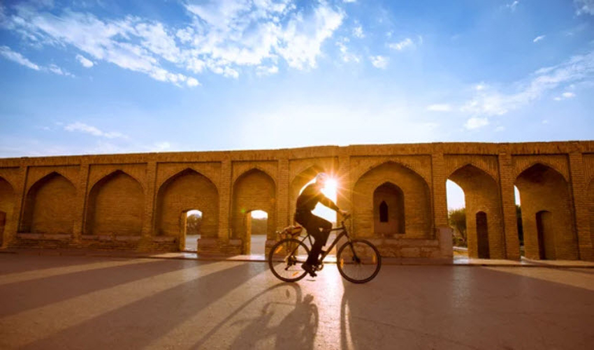 Isfahan Bicycle Tour