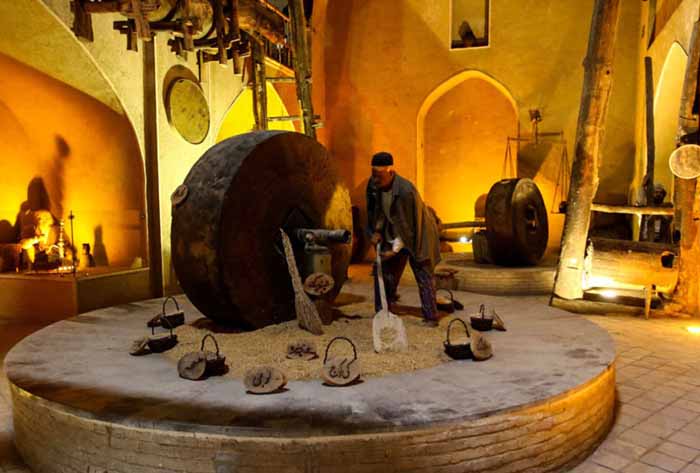 The millstone in Assar khaneh Shahi Museum